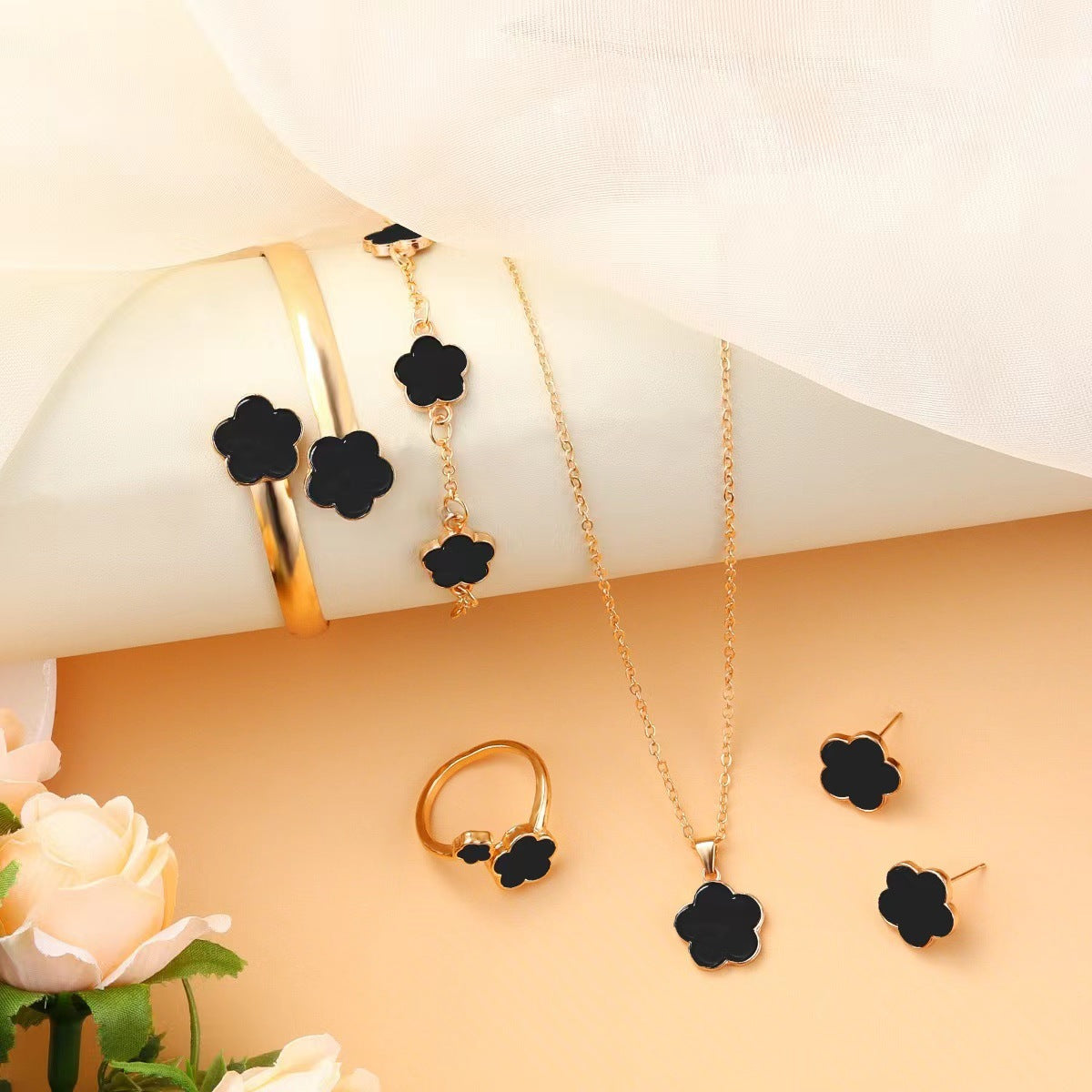 Lucky Clover Jewels 4-Piece Set