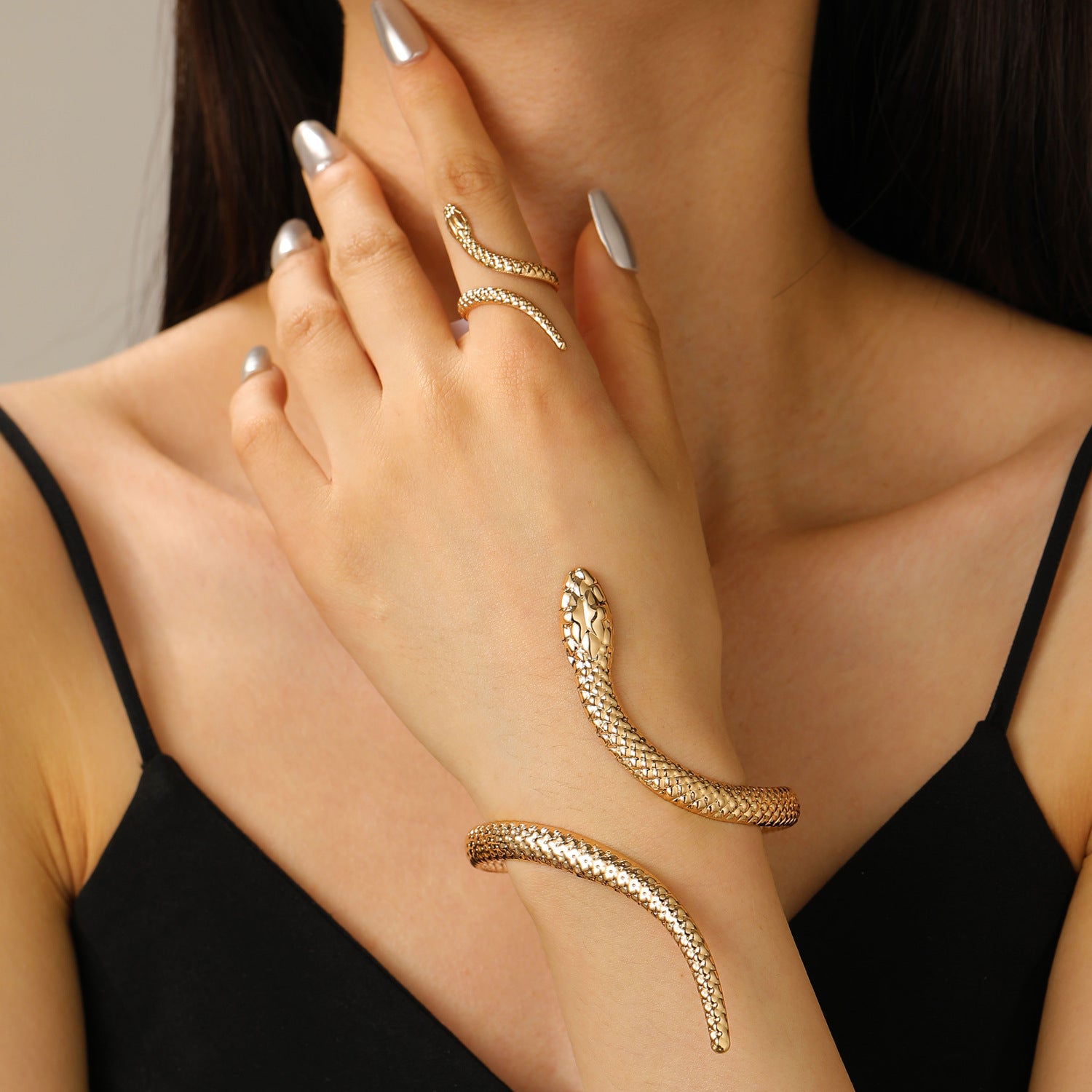 Selene Metal Serpent Set
