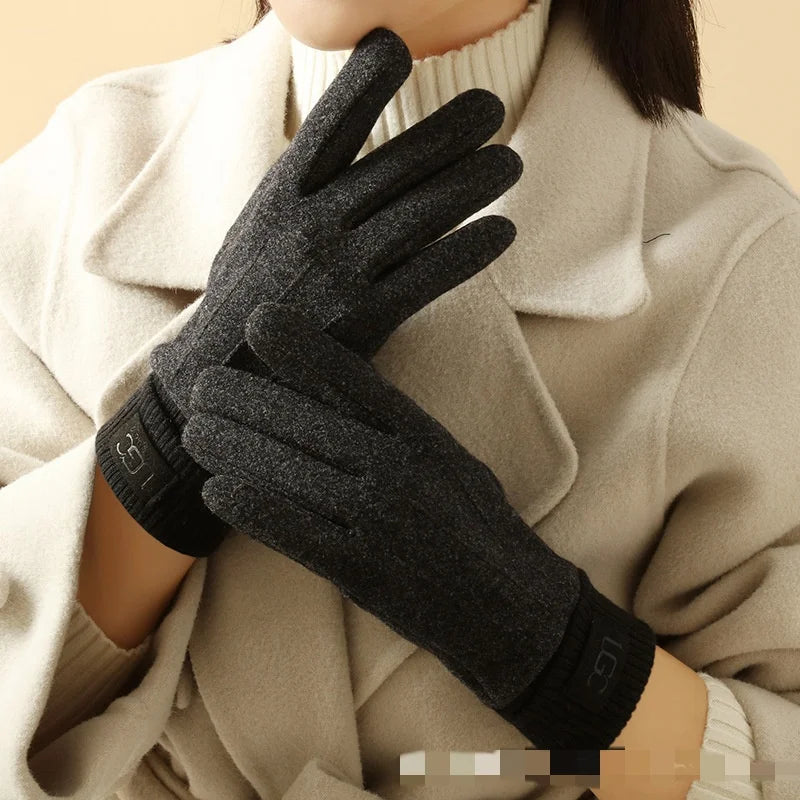 Cashmere-Wool Touchscreen Gloves