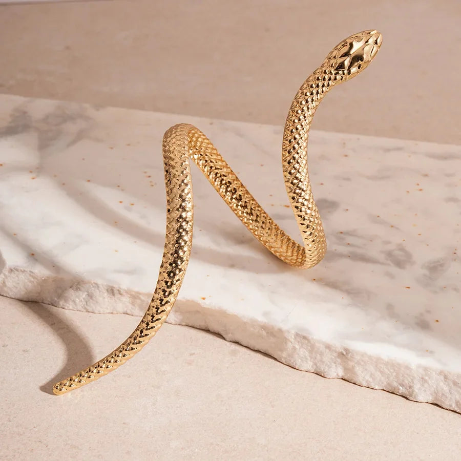 Selene Metal Serpent Set