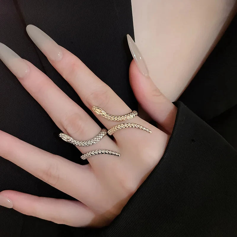 Selene Metal Serpent Set