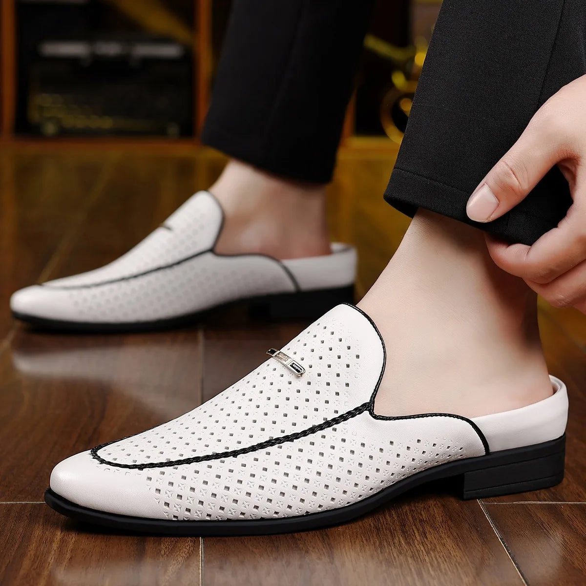 Bastian Leather Mule