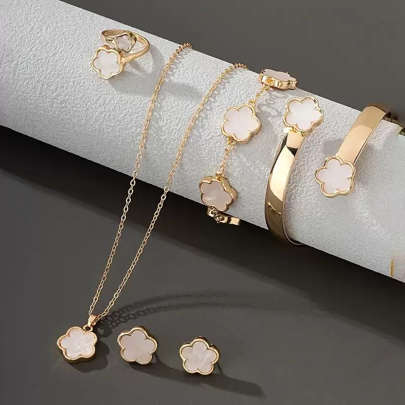 Lucky Clover Jewels 4-Piece Set