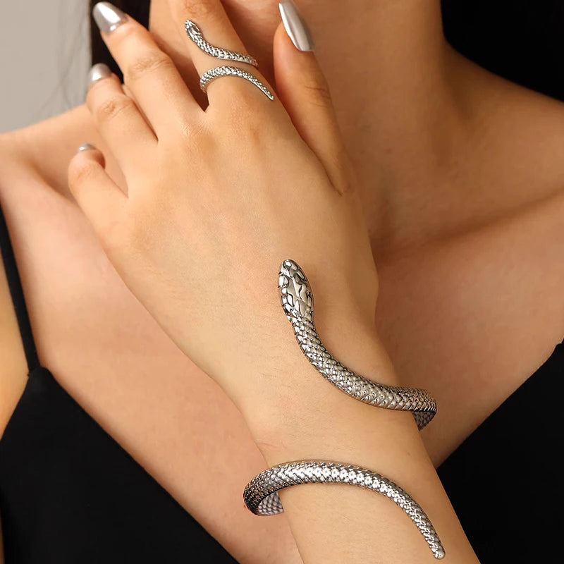 Selene Metal Serpent Set
